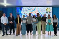 Vereadora prestigia entrega de premiações de Projeto Educação 2025